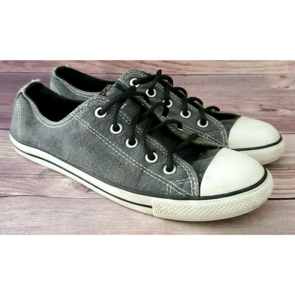 converse dainty gray